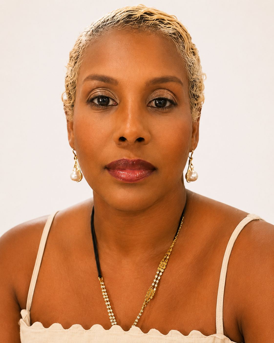 Portrait of Kamina Samantha Hydara, Founder & President of Stichting Rijakannah Foundation